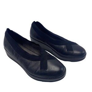 FLY London Bobi Black Leather Slip on Comfort Wedge Shoe 38 US 8